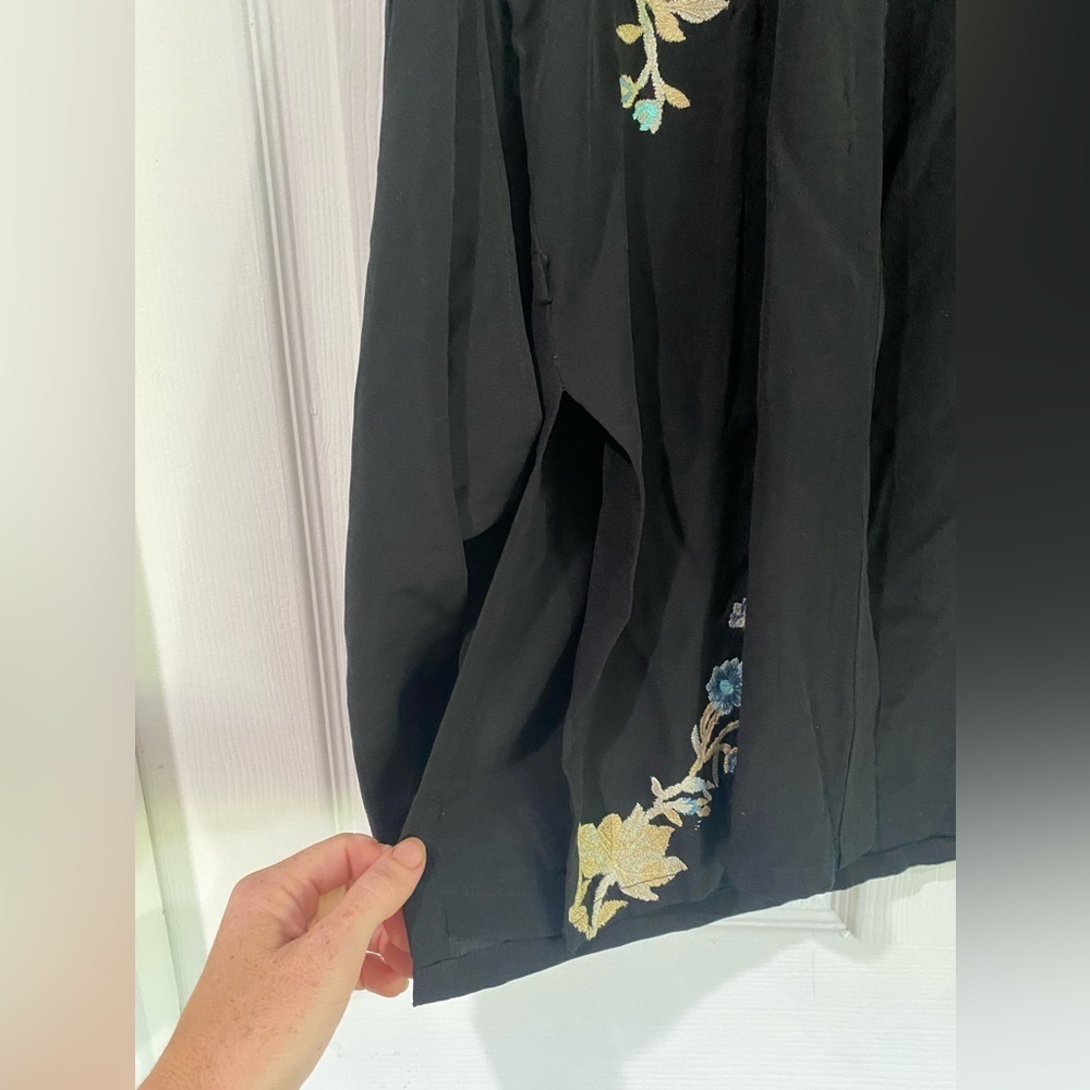 Talitha Kimono 3/4 Sleeve Silk Embroidered Floral Black Small Western Indian - Picture 6 of 15